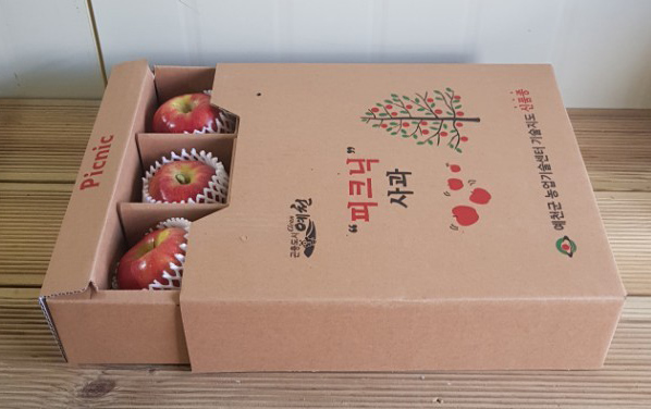 3.맛있는 사과의 3박자를 다 갖춘 피크닉 사과 드셔보세요 ~